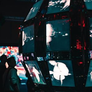 maxim-hopman-IayKLkmz6g0-unsplash